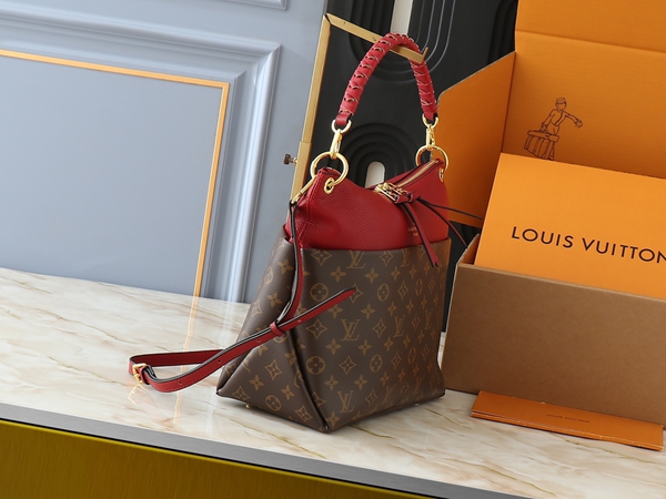 ルイヴィトンバッグ背面デザイン